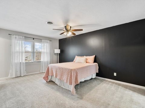 Tiny photo for 5826 Lillie Avenue, Davenport, IA 52806 (MLS # 100000321)