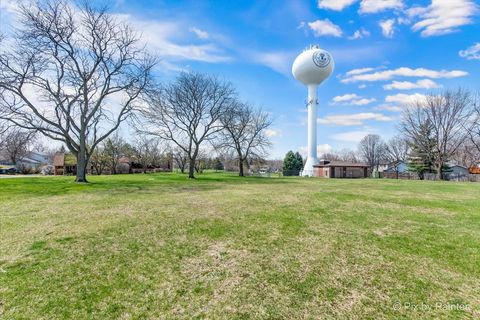 Tiny photo for 6S018 Steeple Run Drive #6S018, Naperville, IL 60540 (MLS # 12351470)