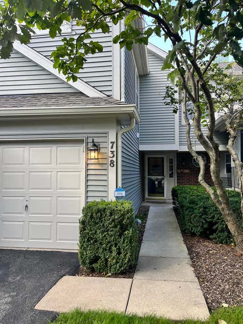 Photo of 738 Shady Oaks Court, Elgin, IL 60120 (MLS # 12740583)