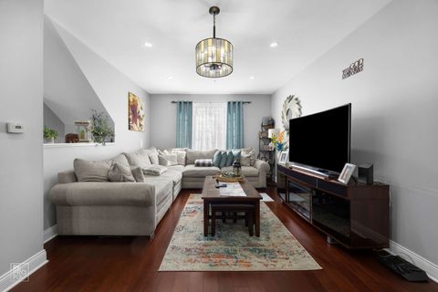 Tiny photo for 7504 Claridge Drive #E, Bridgeview, IL 60455 (MLS # 12614373)