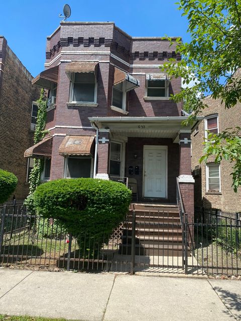 632 N Central Park Avenue 2 Chicago IL 60624