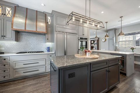 Tiny photo for 1326 Ashland Avenue, Wilmette, IL 60091 (MLS # 12582086)