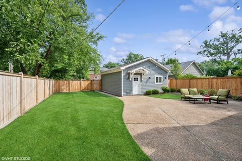 Tiny photo for 1326 Ashland Avenue, Wilmette, IL 60091 (MLS # 12582086)