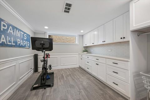 Tiny photo for 1326 Ashland Avenue, Wilmette, IL 60091 (MLS # 12582086)