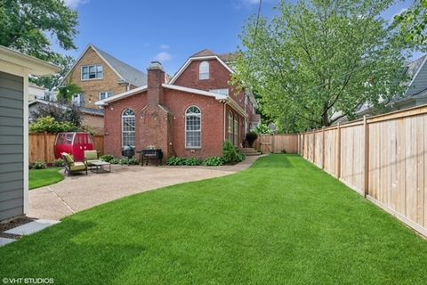 Tiny photo for 1326 Ashland Avenue, Wilmette, IL 60091 (MLS # 12582086)