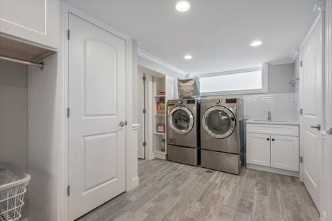 Tiny photo for 1326 Ashland Avenue, Wilmette, IL 60091 (MLS # 12582086)