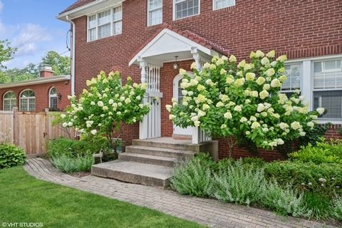 Tiny photo for 1326 Ashland Avenue, Wilmette, IL 60091 (MLS # 12582086)