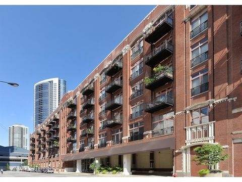 360 W Illinois Street 512 Chicago IL 60654