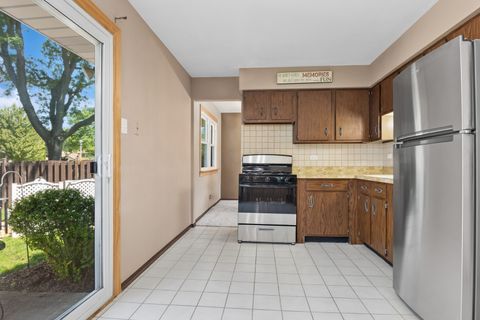 Tiny photo for 1212 Rose Court, Bartlett, IL 60103 (MLS # 12683610)