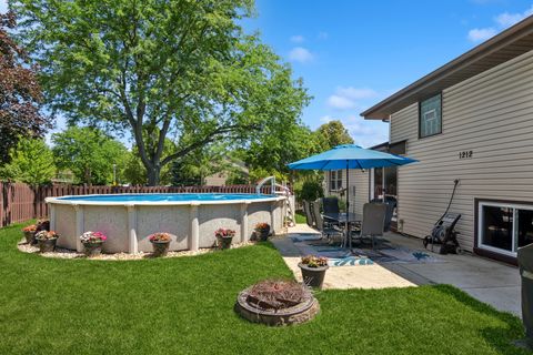 Tiny photo for 1212 Rose Court, Bartlett, IL 60103 (MLS # 12683610)
