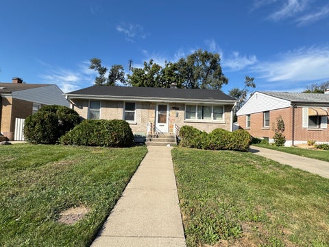 Photo of 1220 N Lind Avenue, Berkeley, IL 60163 (MLS # 12781555)