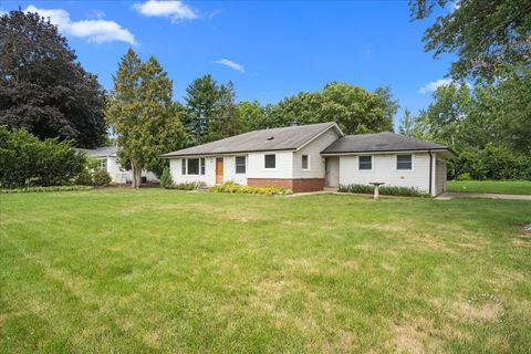 605 W Fabyan Parkway Geneva IL 60134