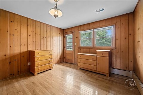 Tiny photo for 605 W Fabyan Parkway, Geneva, IL 60134 (MLS # 12450484)