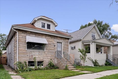 Tiny photo for 1426 HARVEY Street, Berwyn, IL 60402 (MLS # 12453090)
