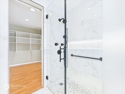 Tiny photo for 730 Sheridan Road, Highland Park, IL 60035 (MLS # 12557108)