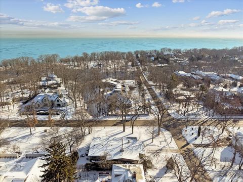 Tiny photo for 730 Sheridan Road, Highland Park, IL 60035 (MLS # 12557108)