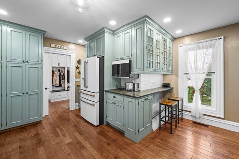 Tiny photo for 804 8th Street, De Witt, IA 52742 (MLS # 12758290)