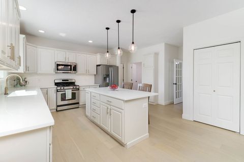 Tiny photo for 3601 Baywood Road, Bloomington, IL 61704 (MLS # 12620999)