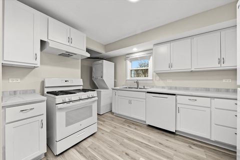 Tiny photo for 228 Arrowhead Street, Park Forest, IL 60466 (MLS # 12527629)