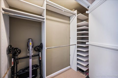 Tiny photo for 3180 N Lake Shore Drive #5E, Chicago, IL 60657 (MLS # 12526675)