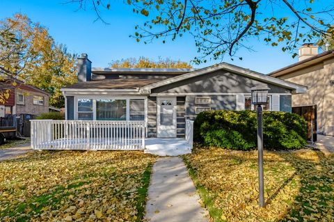 Photo of 4024 W 106th Street, Oak Lawn, IL 60453 (MLS # 12512817)