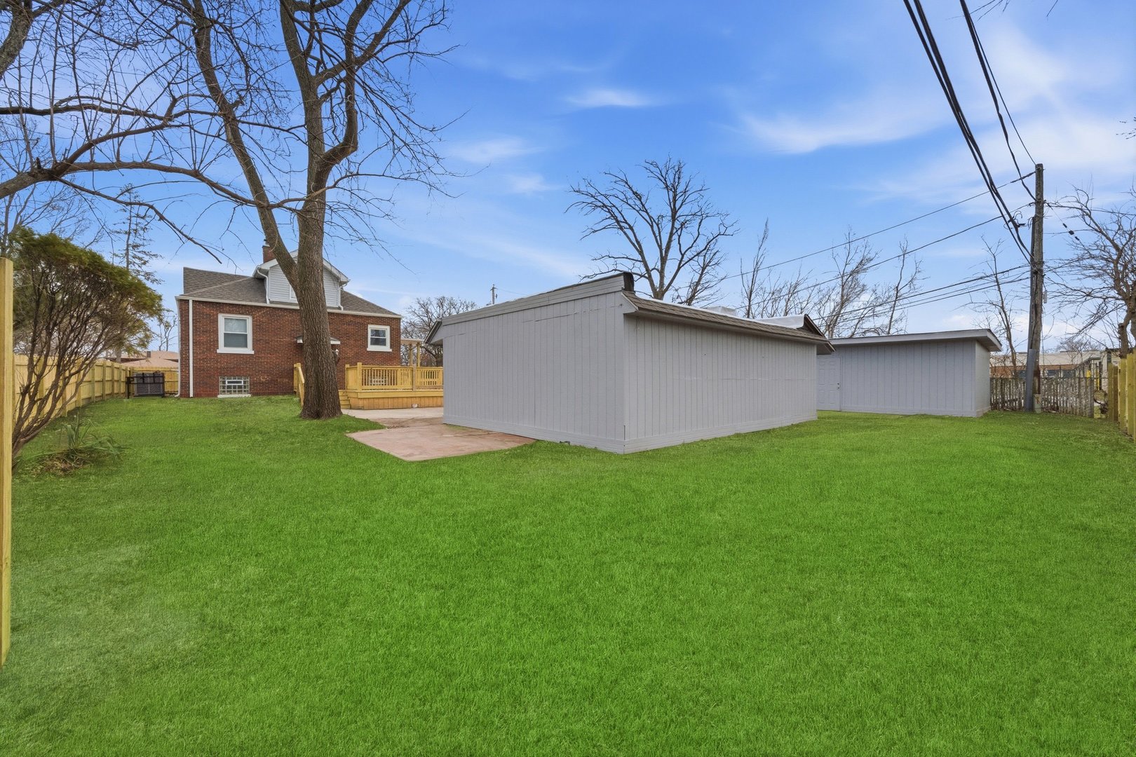 14846 Woodlawn Avenue