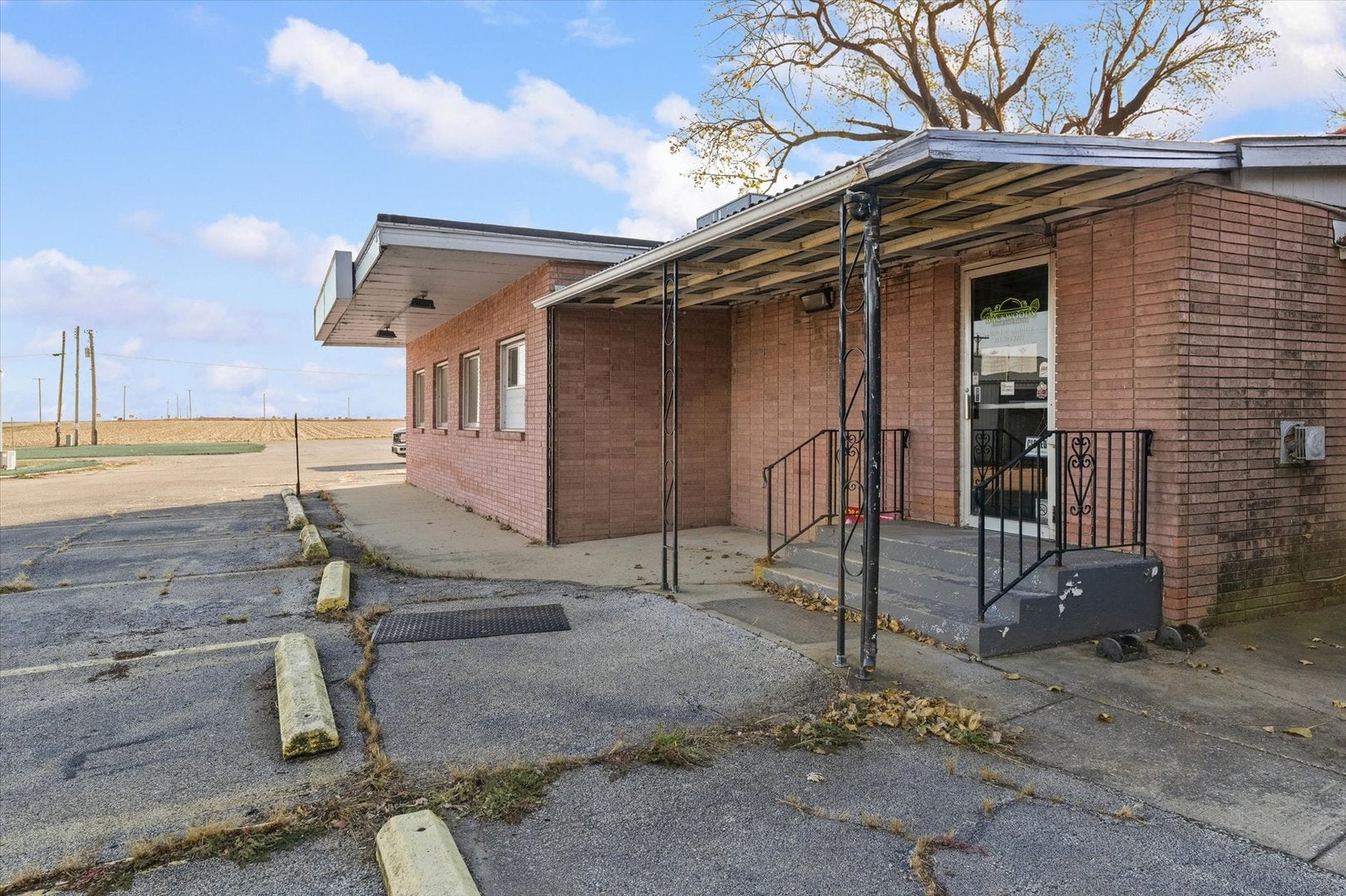 205 N State Route 54