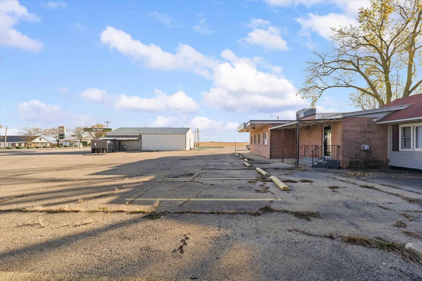 205 N State Route 54