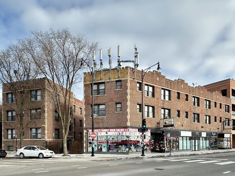 3121 N HAMLIN Avenue 2H Chicago IL 60618