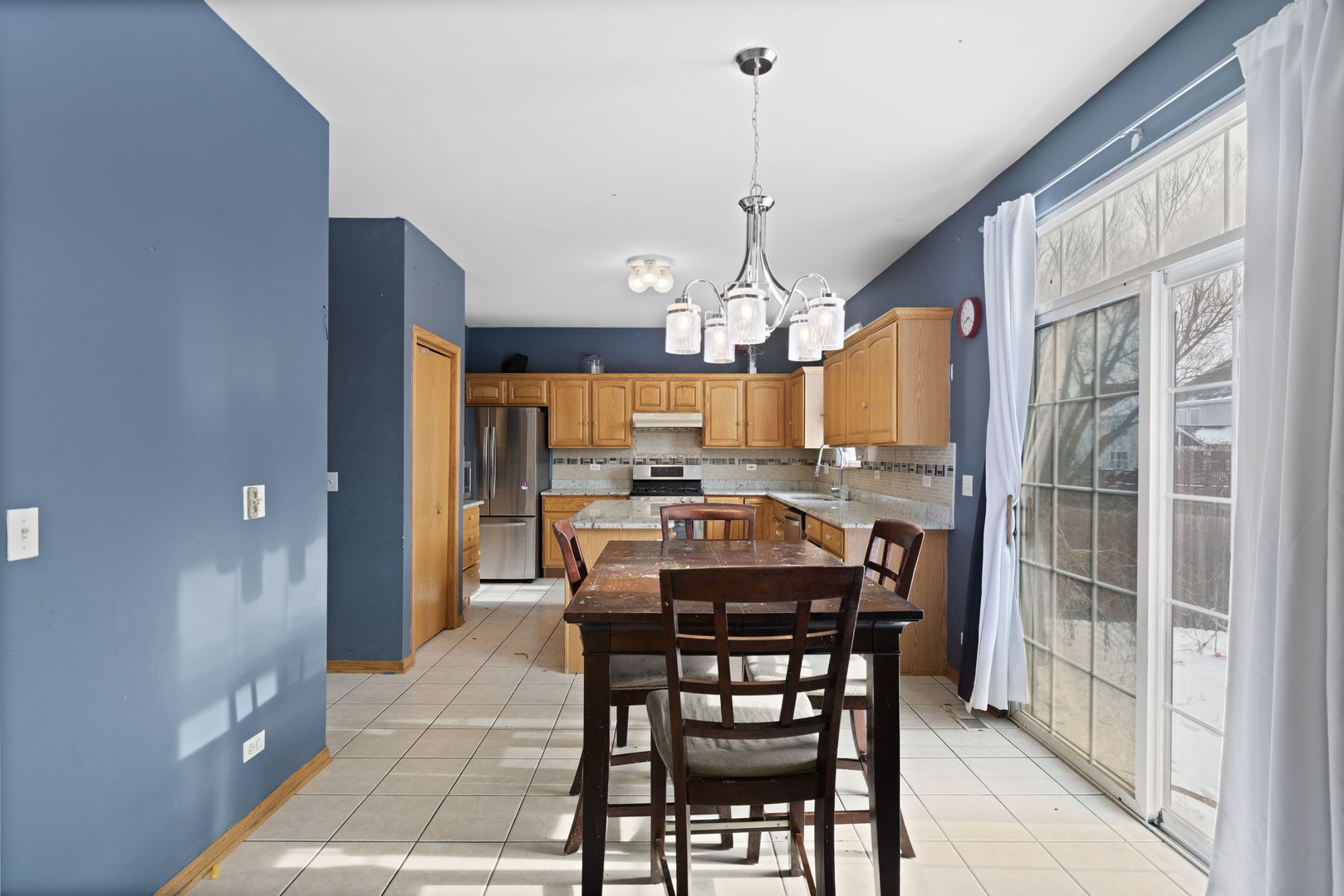 1917 W River Oaks Drive