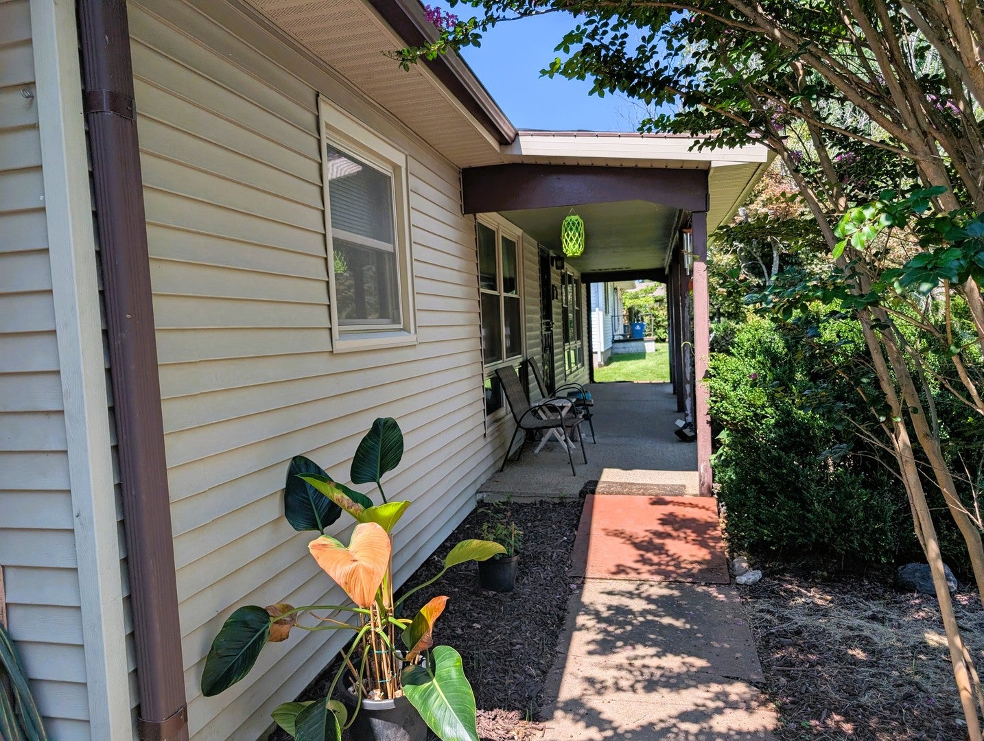 109 Belcher Street