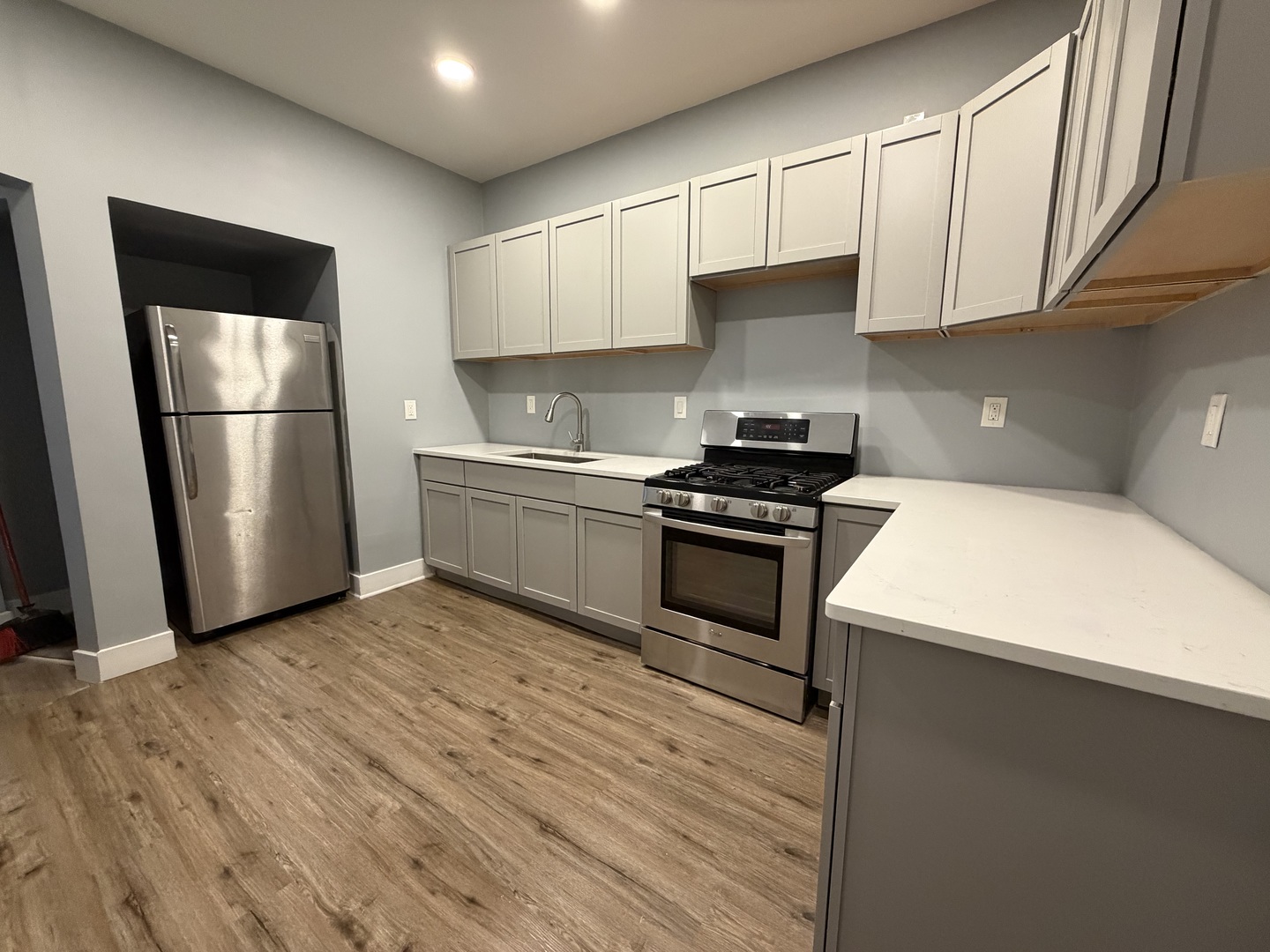 3839 W Flournoy Street