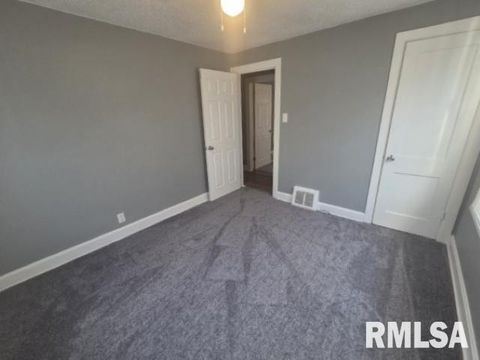 Tiny photo for 608 S 23RD Street, Mt Vernon, IL 62864 (MLS # EB459246)