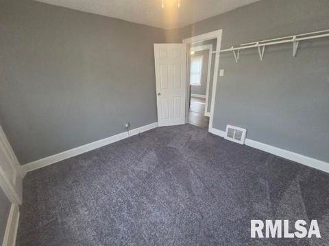 Tiny photo for 608 S 23RD Street, Mt Vernon, IL 62864 (MLS # EB459246)