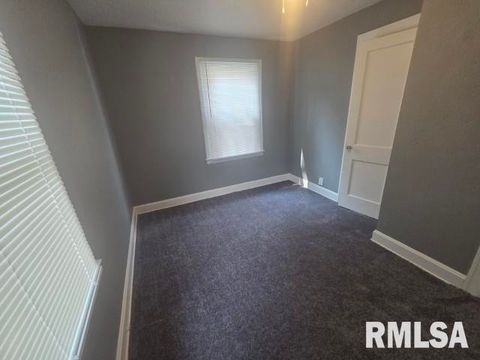 Tiny photo for 608 S 23RD Street, Mt Vernon, IL 62864 (MLS # EB459246)