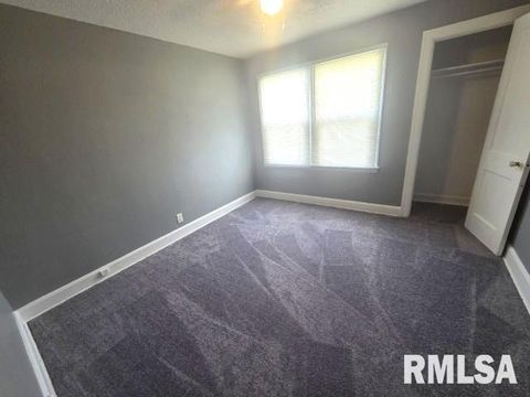 Tiny photo for 608 S 23RD Street, Mt Vernon, IL 62864 (MLS # EB459246)