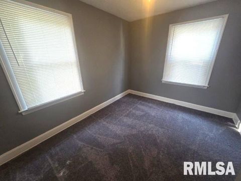 Tiny photo for 608 S 23RD Street, Mt Vernon, IL 62864 (MLS # EB459246)