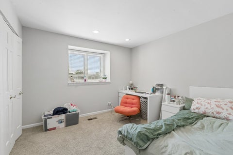 Tiny photo for 739 Concorde Drive, Highland Park, IL 60035 (MLS # 12703113)