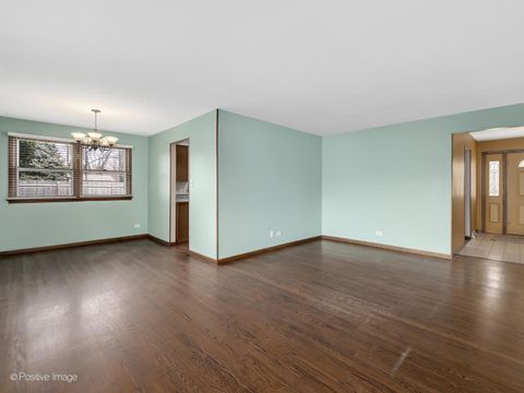 Tiny photo for 7102 Beechnut Lane, Darien, IL 60561 (MLS # 12595850)