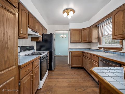 Tiny photo for 7102 Beechnut Lane, Darien, IL 60561 (MLS # 12595850)