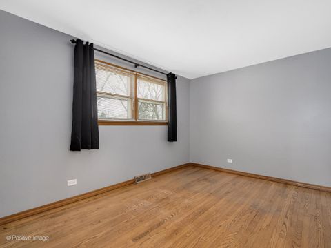 Tiny photo for 7102 Beechnut Lane, Darien, IL 60561 (MLS # 12595850)