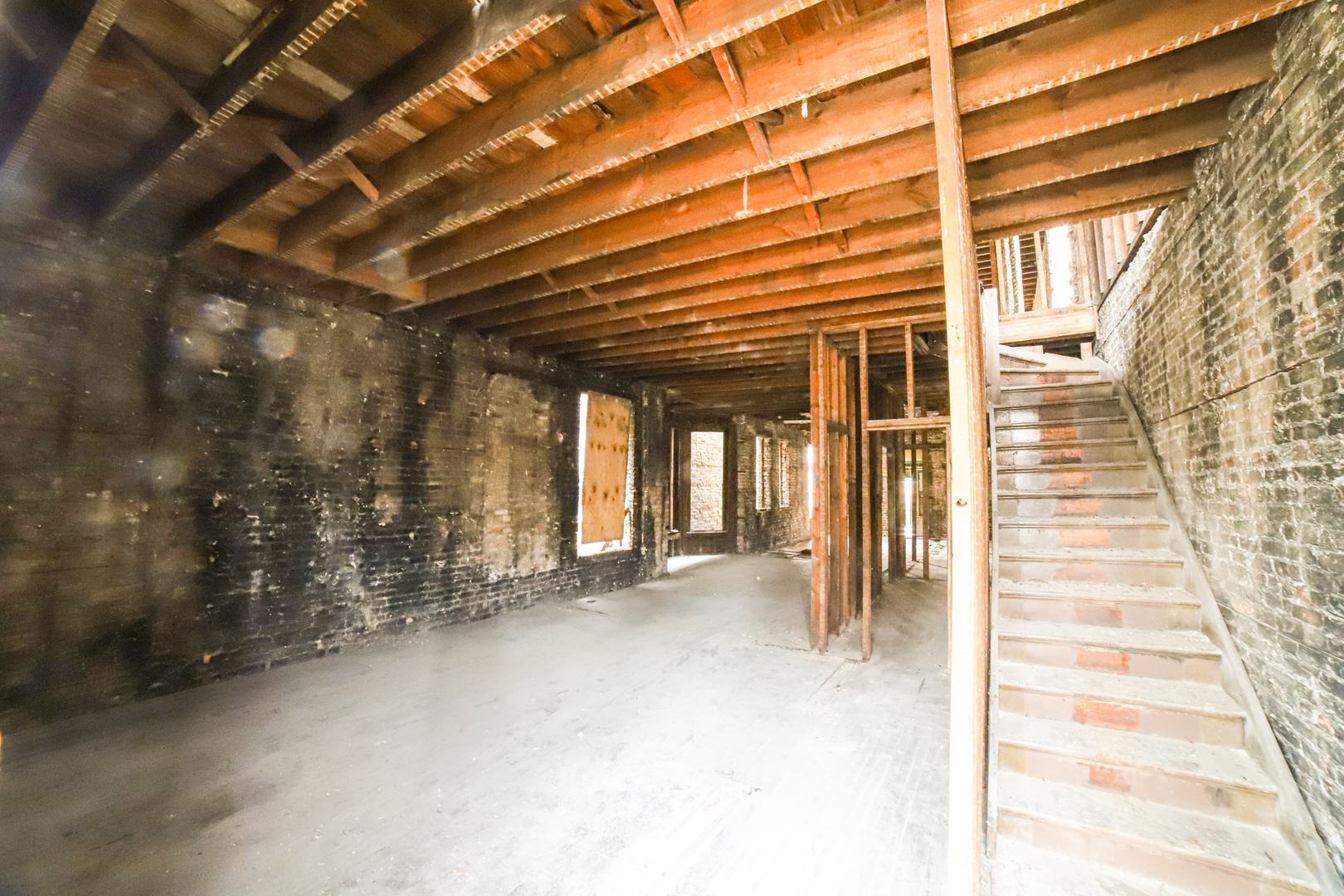 1222 S Central Park Avenue