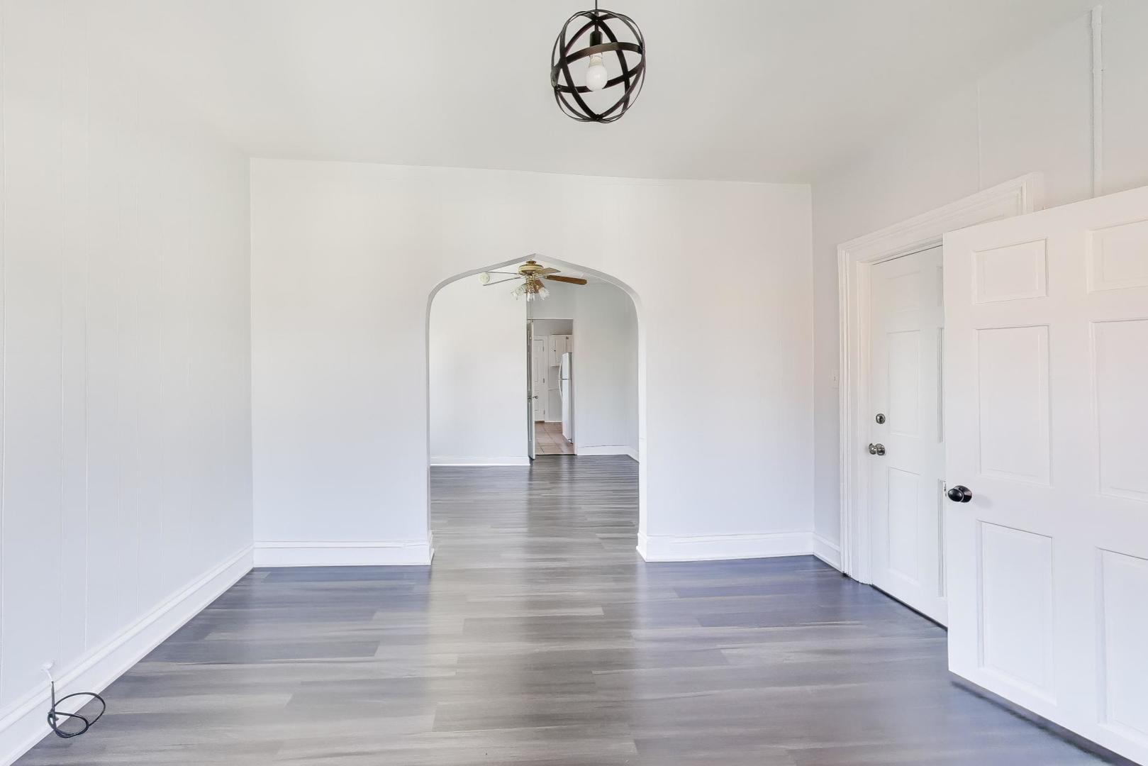 2415 W Arthington Street