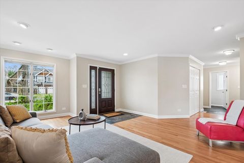 Tiny photo for 291 Lionel Road, Riverside, IL 60546 (MLS # 12621525)