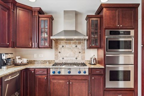 Tiny photo for 291 Lionel Road, Riverside, IL 60546 (MLS # 12621525)