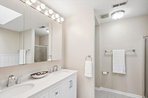 Tiny photo for 291 Lionel Road, Riverside, IL 60546 (MLS # 12621525)