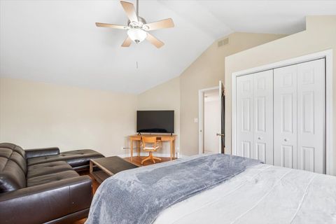 Tiny photo for 291 Lionel Road, Riverside, IL 60546 (MLS # 12621525)