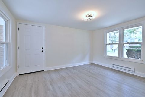 Tiny photo for 6750 N Kostner Avenue, Lincolnwood, IL 60712 (MLS # 12522166)