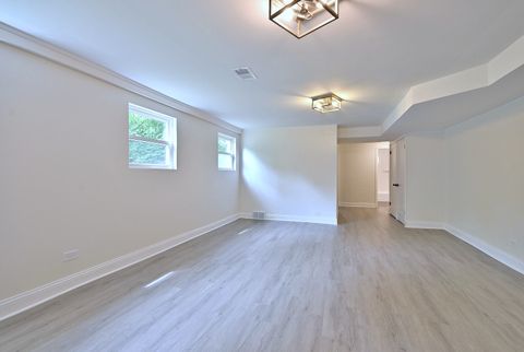 Tiny photo for 6750 N Kostner Avenue, Lincolnwood, IL 60712 (MLS # 12522166)