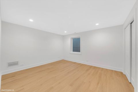 Tiny photo for 707 Brierhill Road, Deerfield, IL 60015 (MLS # 12481212)